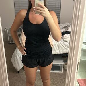 Black patterned lululemon tank top